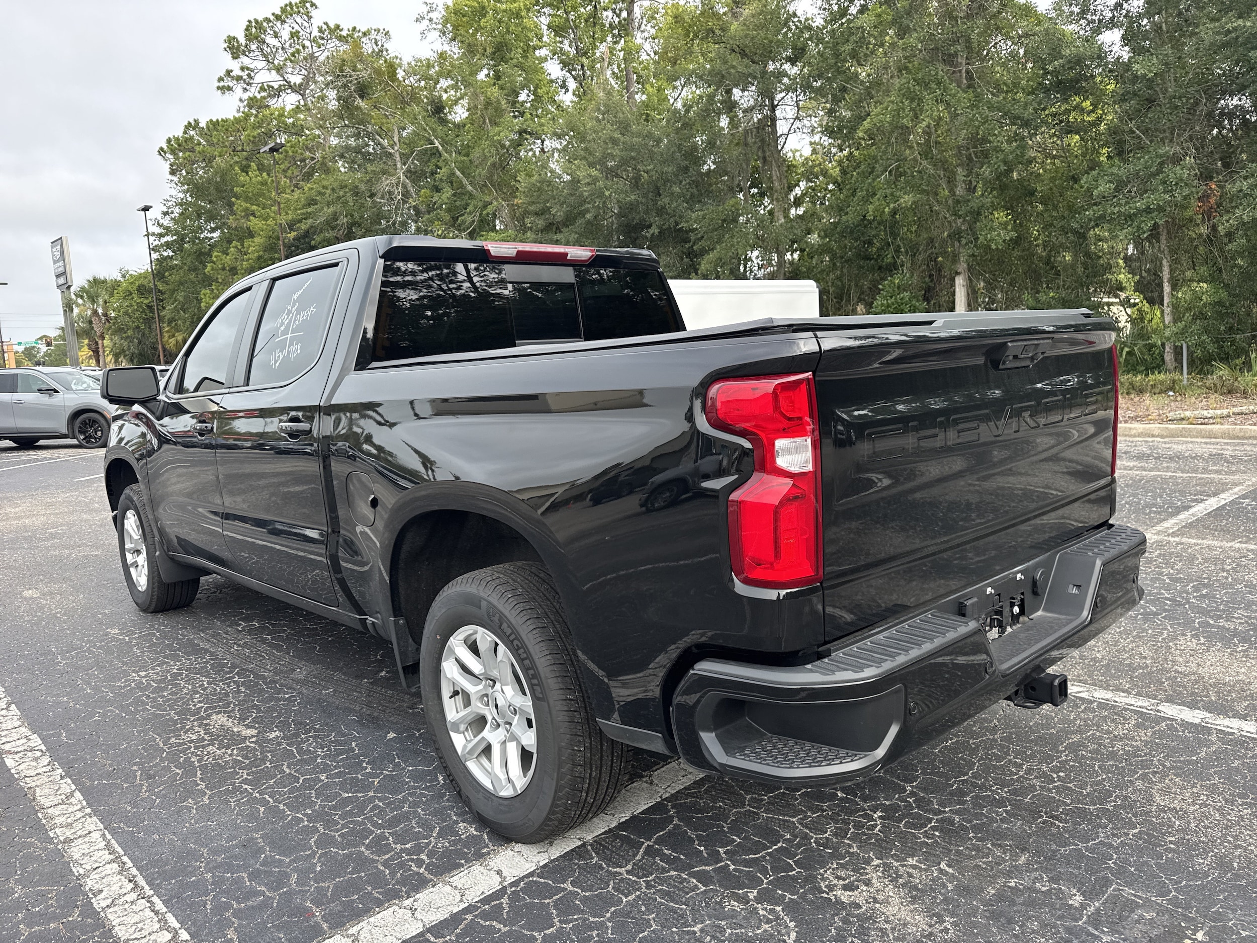 chevrolet silverado 1500 2025 1GCUKEED2SZ303011 image chevrolet silverado 1500 2025 1GCUKEED2SZ303011 image